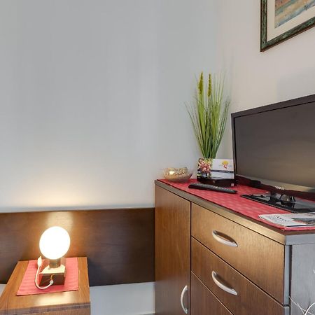 Apartment House Matosevic Πόρετς Δωμάτιο φωτογραφία
