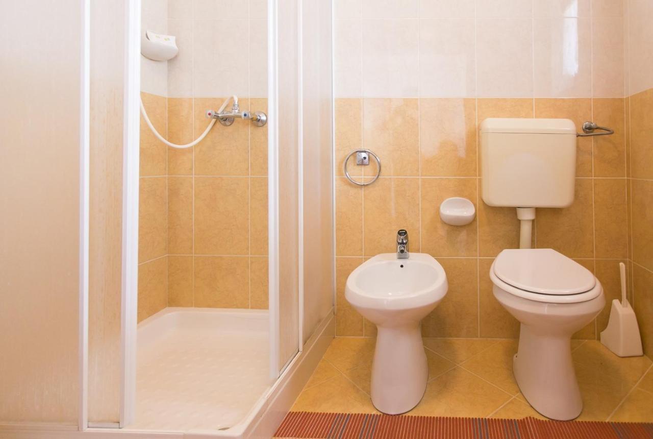Apartment House Matosevic Πόρετς Εξωτερικό φωτογραφία